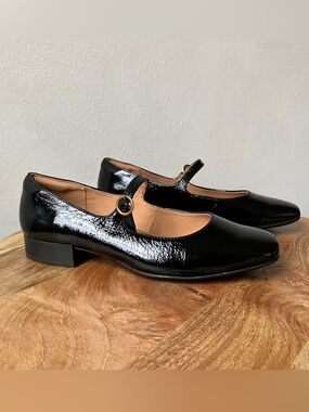 Sofft | Elsey Patent Leather Mary Jane Square Toe Ballet Flat